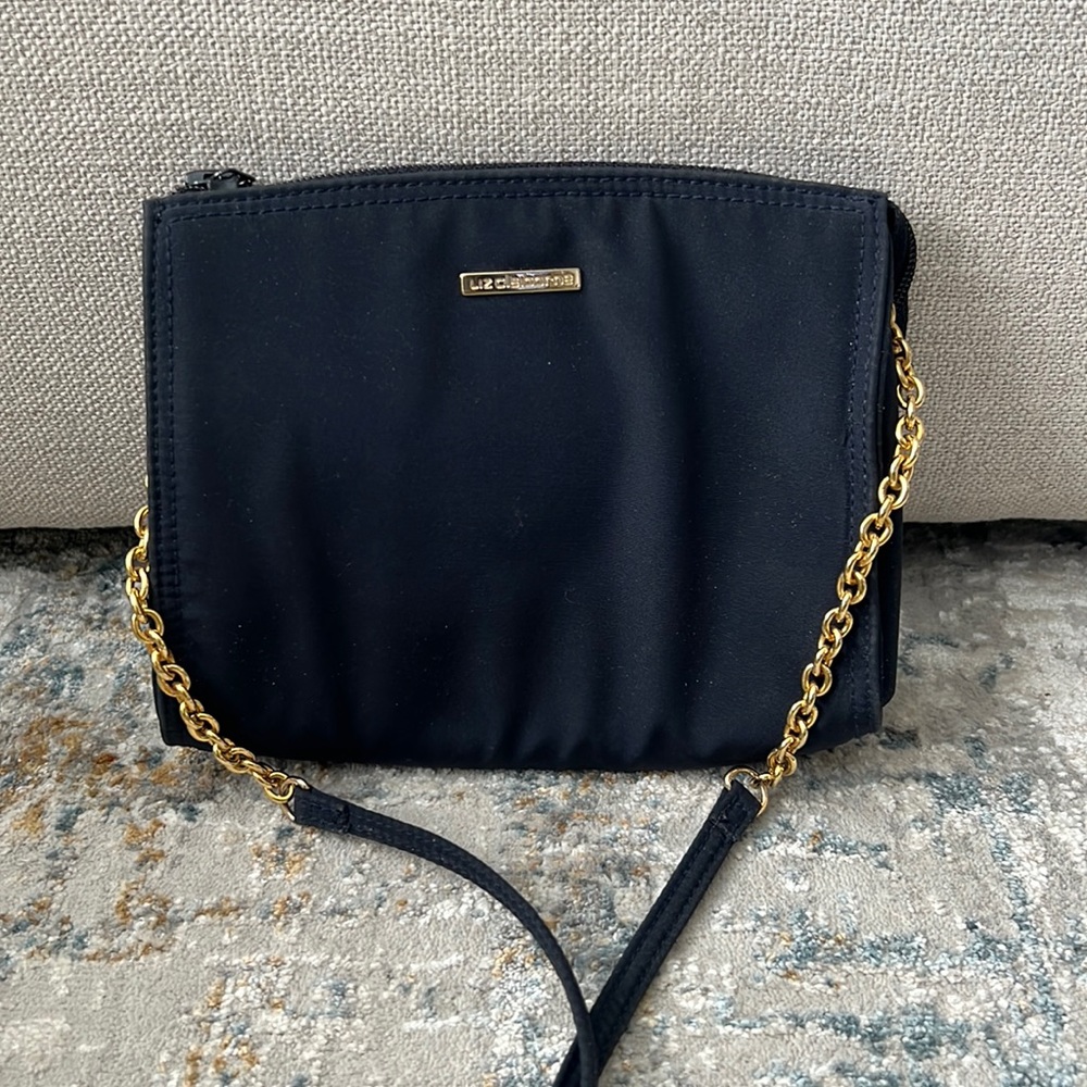 Liz CLAIBORNE